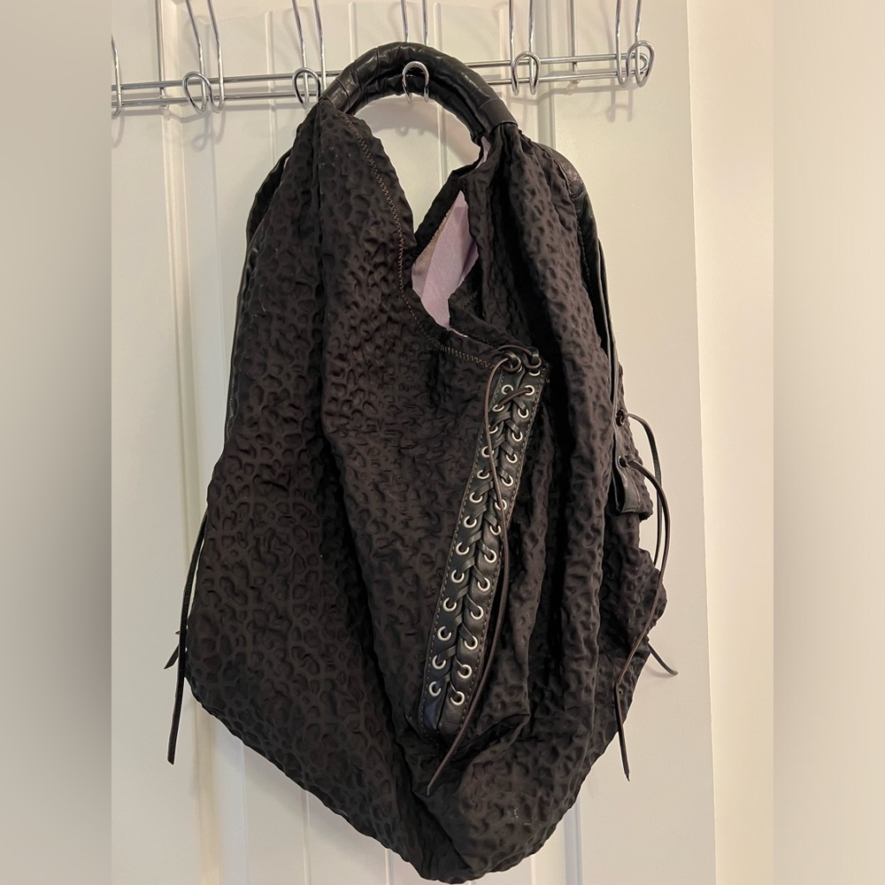 Shoulder bag